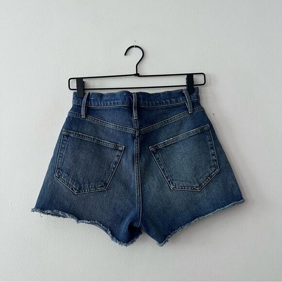 Frame Le Vintage Short Denim Shorts in Superstition Wash - Picture 4 of 6